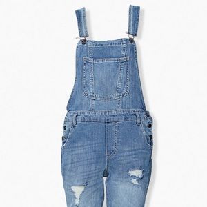 *NWT* Almost Famous Overalls